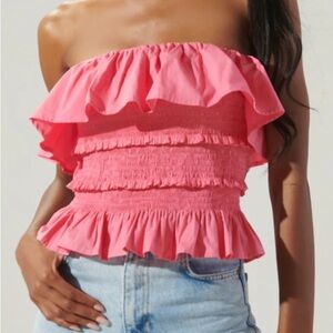 $50 Sugarlips Mar Vista Smocked Pink Ruffled Strapless Top Sz M